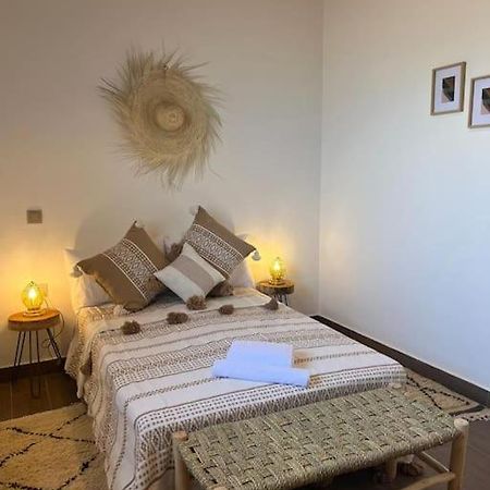 Le Petit Chalet. Есувейра Екстериор снимка