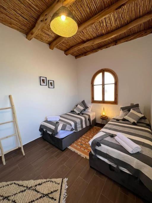 Le Petit Chalet. Есувейра Екстериор снимка